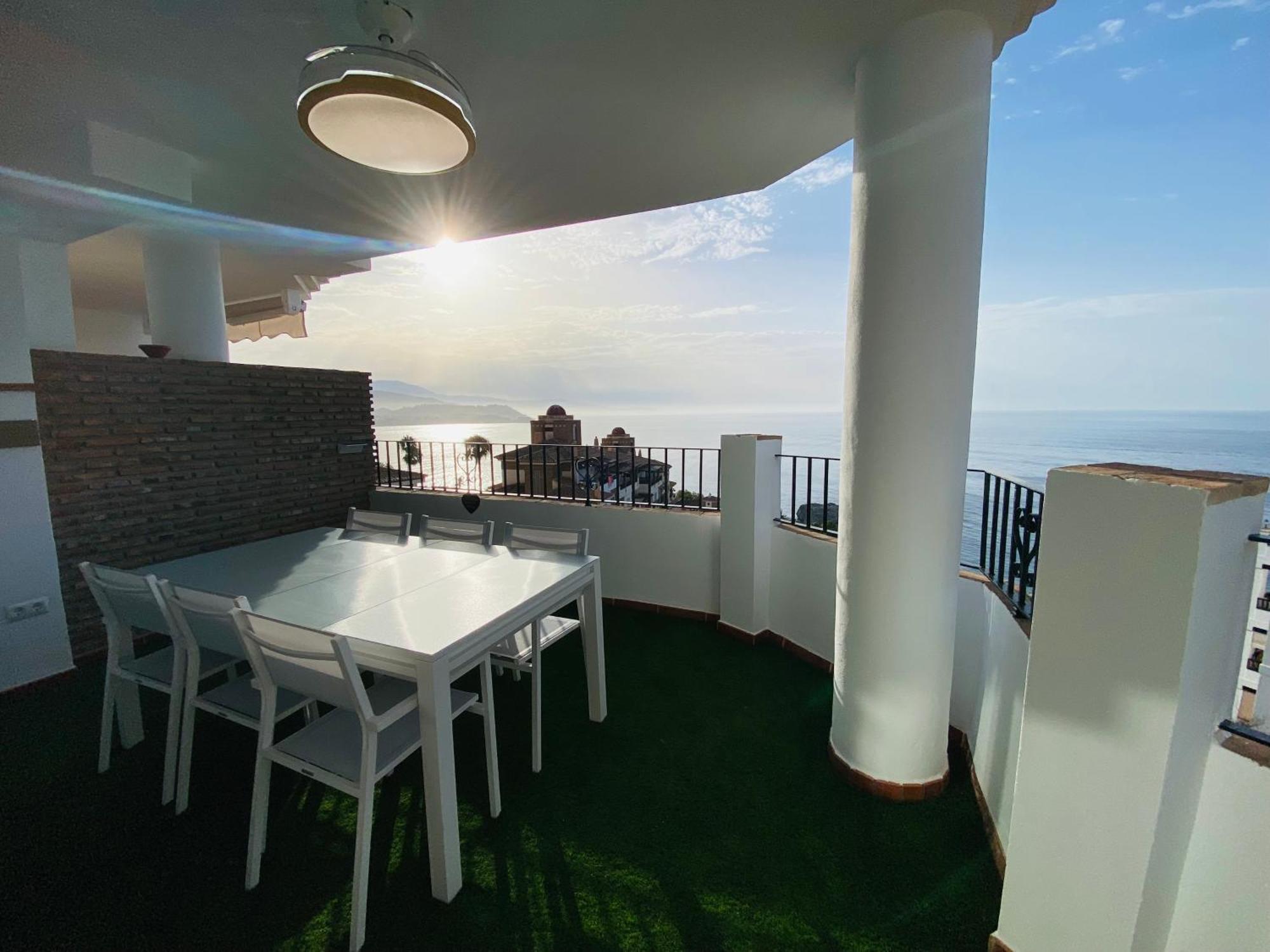 Jardines De Adnania En Marina Del Este Con Vista Al Mar Ada لا هيرادورا المظهر الخارجي الصورة