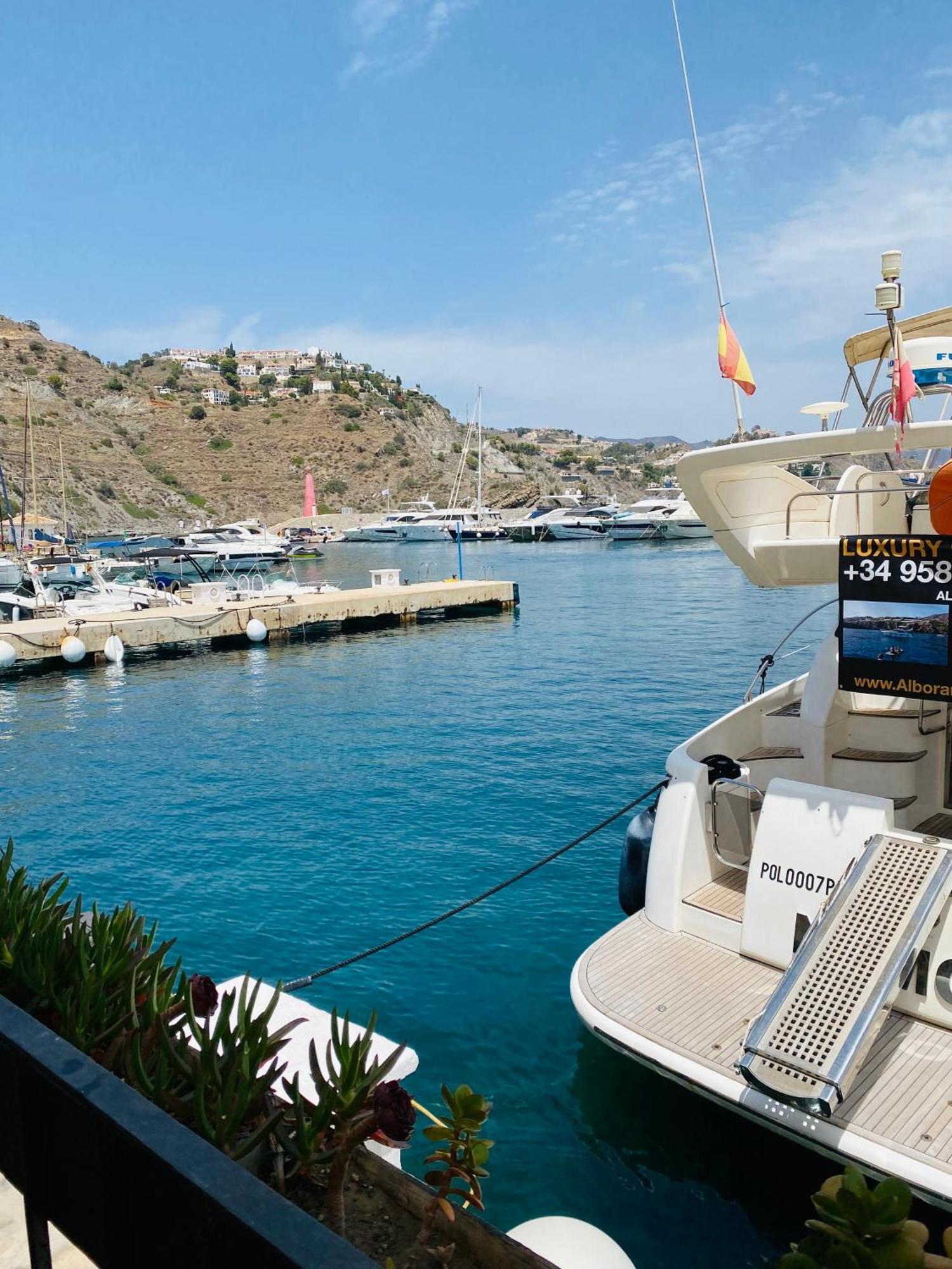 Jardines De Adnania En Marina Del Este Con Vista Al Mar Ada لا هيرادورا المظهر الخارجي الصورة